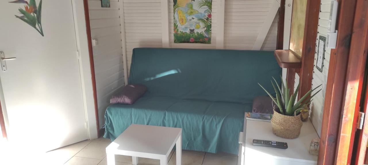 Bungalow Tout Confort Avec Piscine Partagee A 5 Mn De La Mer 생프랑수아 외부 사진