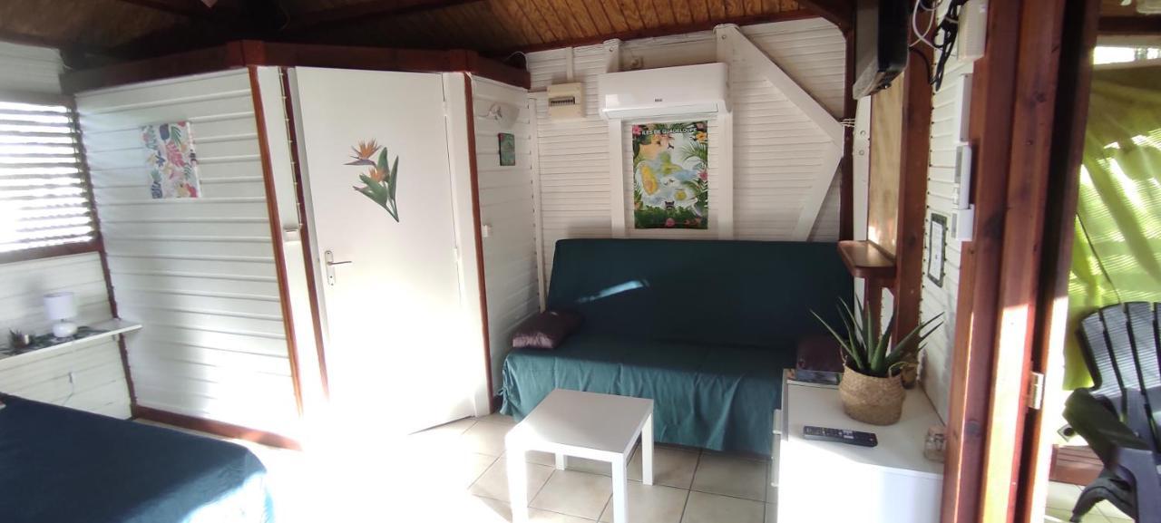 Bungalow Tout Confort Avec Piscine Partagee A 5 Mn De La Mer 생프랑수아 외부 사진